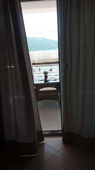 Апартаменты Vila Milanović Херцег-Нови Апартаменты-студио с видом на море-3